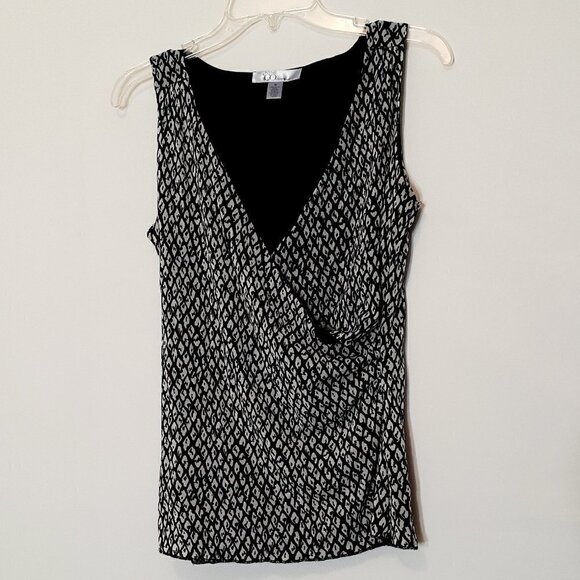 Nine & CO Black/White Faux Wrap Sleeveless Chiffon Tunic; Size Medium - Picture 1 of 4